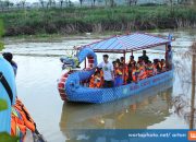 Kreatif. BUMDes Kedungpancing  Kembangkan Perahu Wisata Sungai Silugonggo
